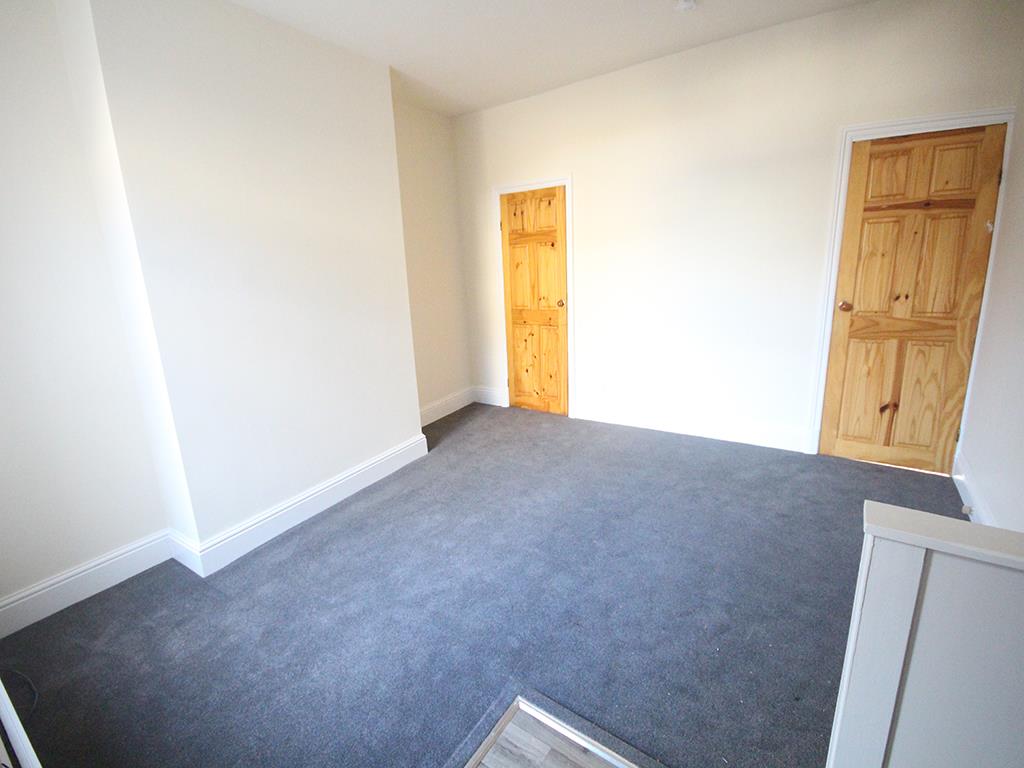 2 bedroom end terrace house To Let in Barnoldswick - IMG_4173.jpg